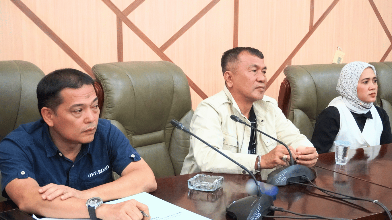 ASN Nakes Puskesmas Beraudiensi ke DPRD Langkat Bahas Isu Pemotongan TPP