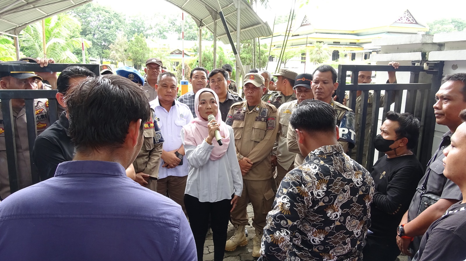 Mahasiswa dan Pemuda Langkat Desak Penutupan Diskotik Blue Night, Ketua DPRD dan BNN Janji Tindak Lanjuti